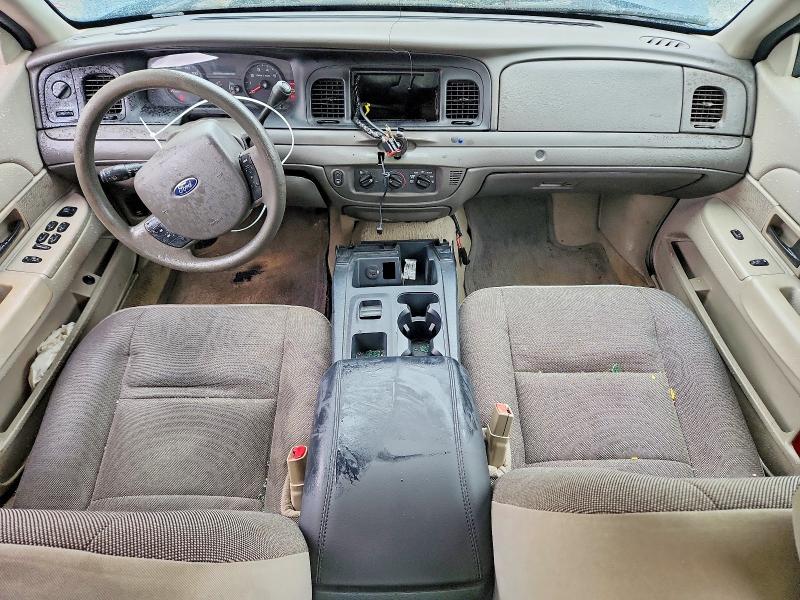 Продаж на аукціоні авто 2007 Ford Crown Victoria, vin: 2FAHP71W77X114783, номер лоту: 62395596
