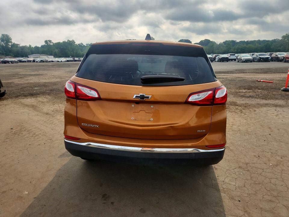 Продажа на аукционе авто 2018 Chevrolet Equinox, vin: 2GNAXREV0J6126285, номер лота: 63073416