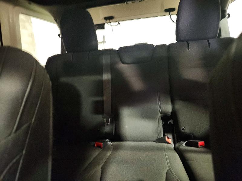 60464016 :رقم المزاد ، 1C4HJXDG0JW274698 vin ، 2018 Jeep Wrangler Unlimited مزاد بيع