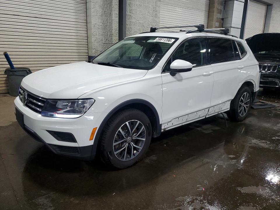 59611396 :رقم المزاد ، 3VV2B7AXXKM142851 vin ، 2019 Volkswagen Tiguan مزاد بيع