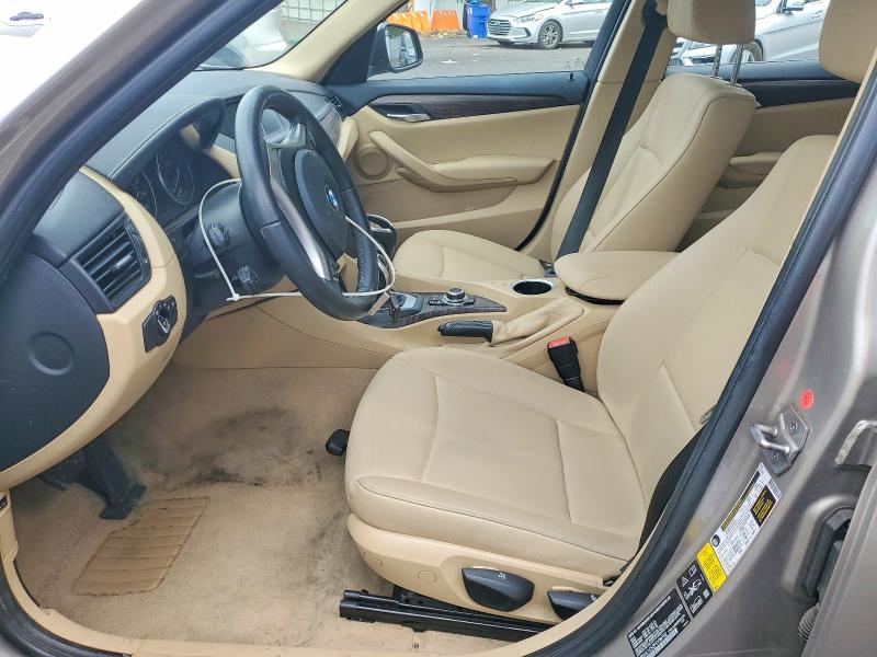 60128946 :رقم المزاد ، WBAVL1C52FVY39702 vin ، 2015 Bmw X1 مزاد بيع