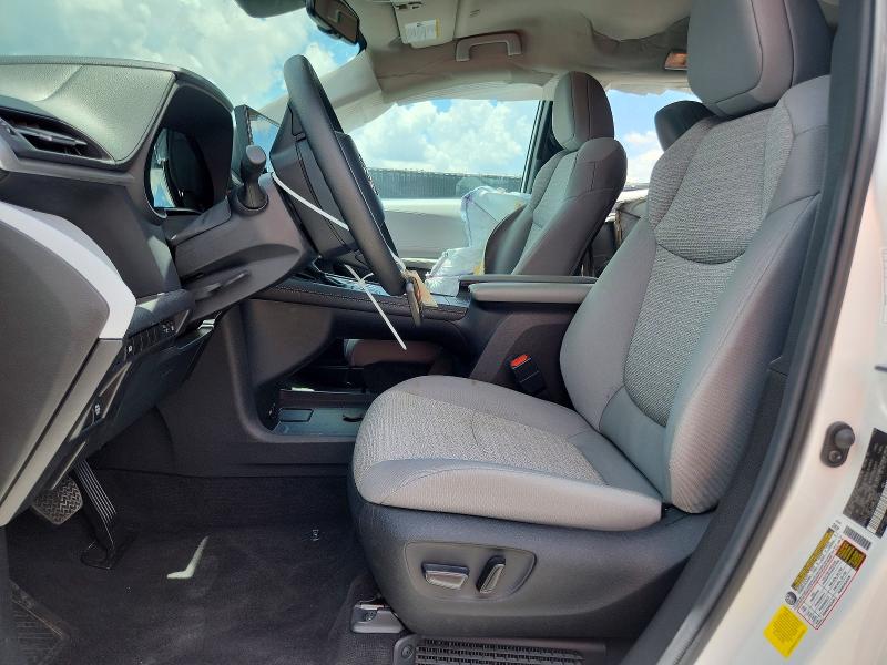 Продажа на аукционе авто 2026 Toyota Sienna, vin: 5TDKRKEC2TS290336, номер лота: 60003036