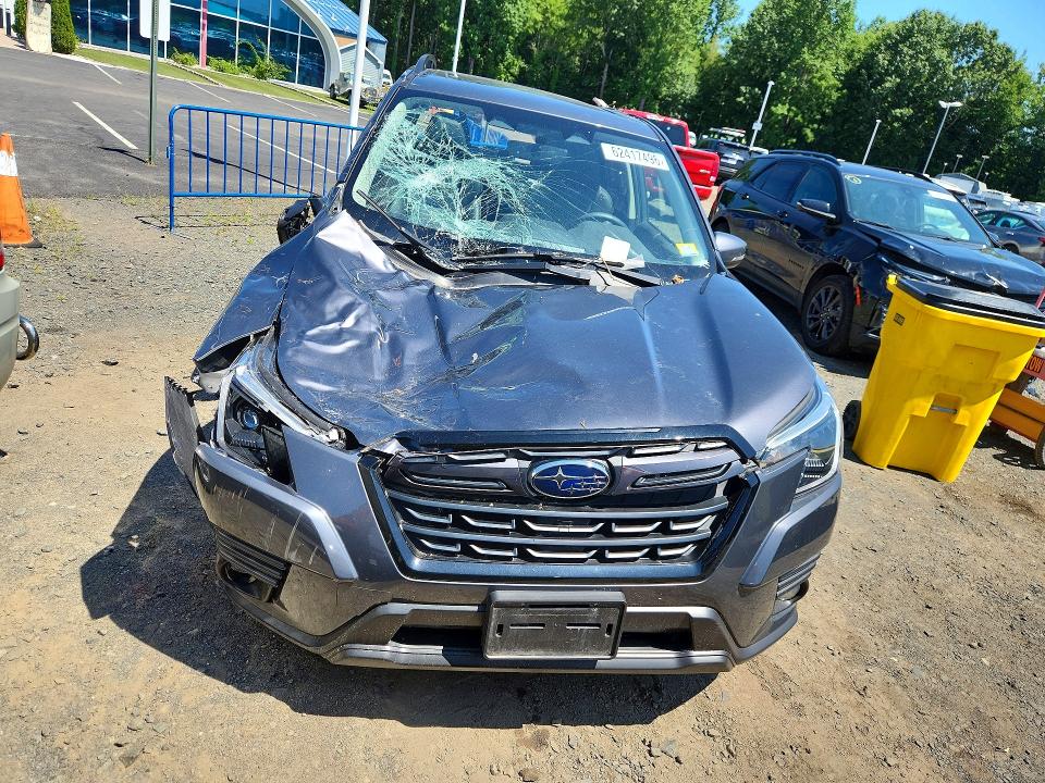 62417496 :رقم المزاد ، JF2SKAPCXPH537433 vin ، 2023 Subaru Forester مزاد بيع