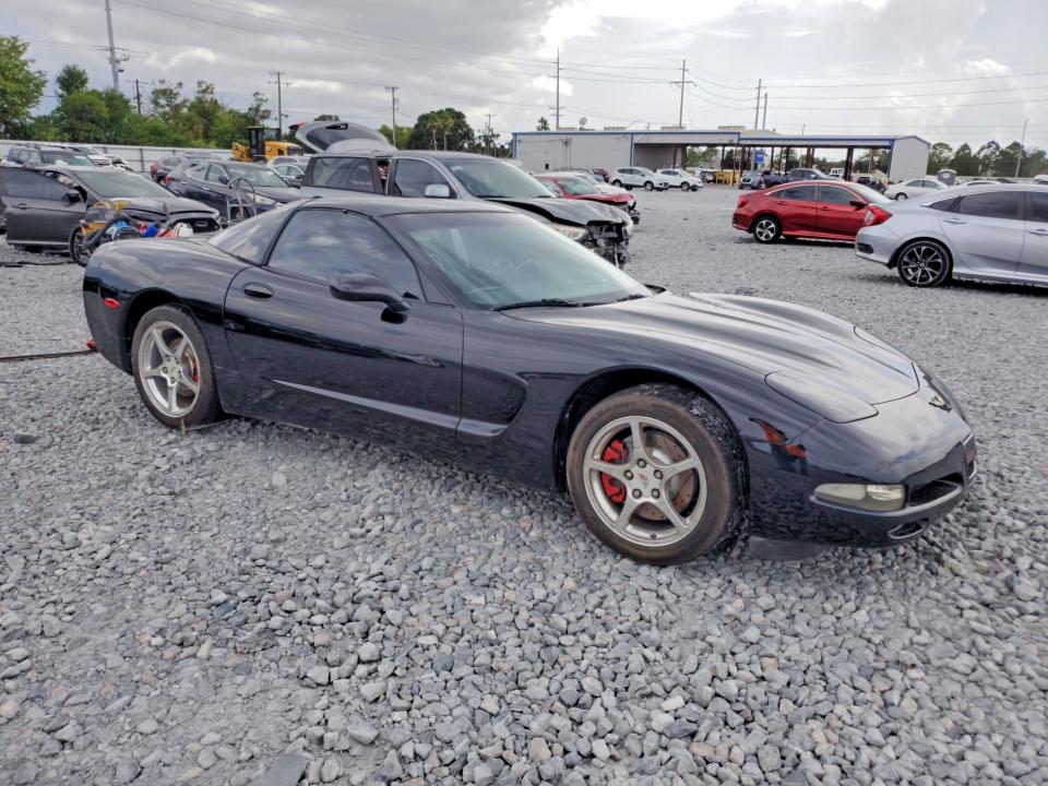 61109446 :رقم المزاد ، 1G1YY22G3Y5132744 vin ، 2000 Chevrolet Corvette مزاد بيع