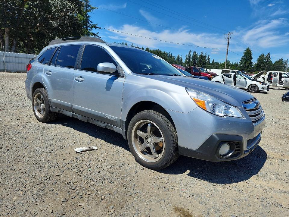 62679646 :رقم المزاد ، 4S4BRBKC2D3219463 vin ، 2013 Subaru Outback مزاد بيع
