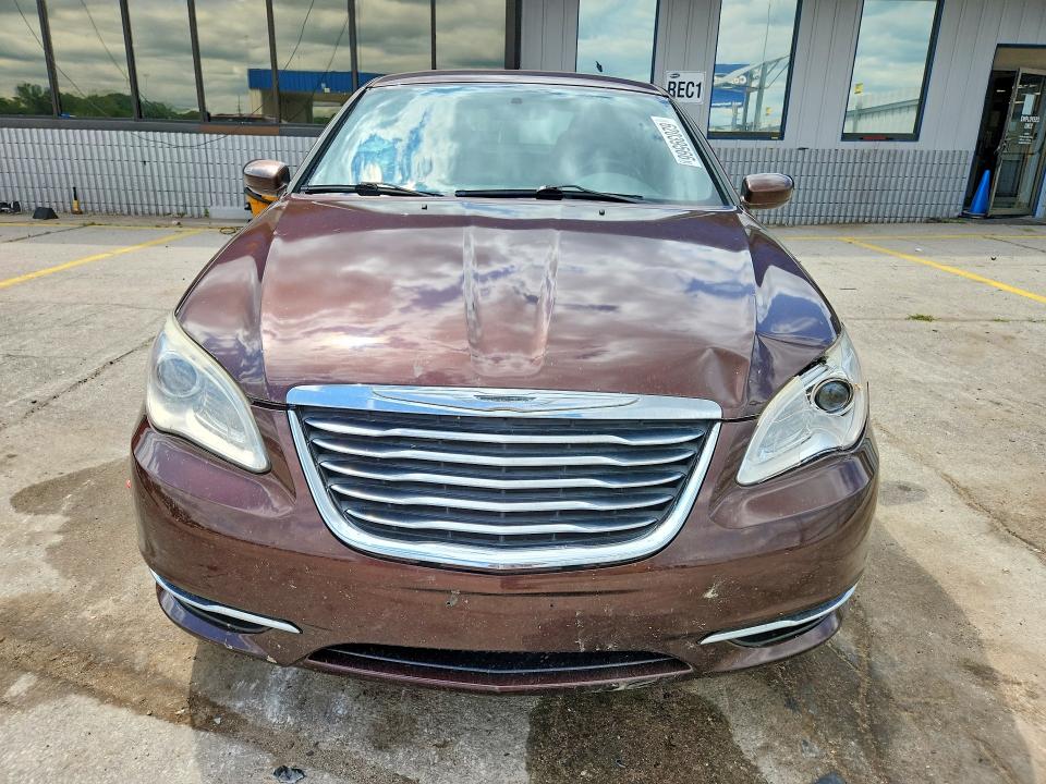 Продажа на аукционе авто 2012 Chrysler 200, vin: 1C3CCBBG8CN283110, номер лота: 62039566