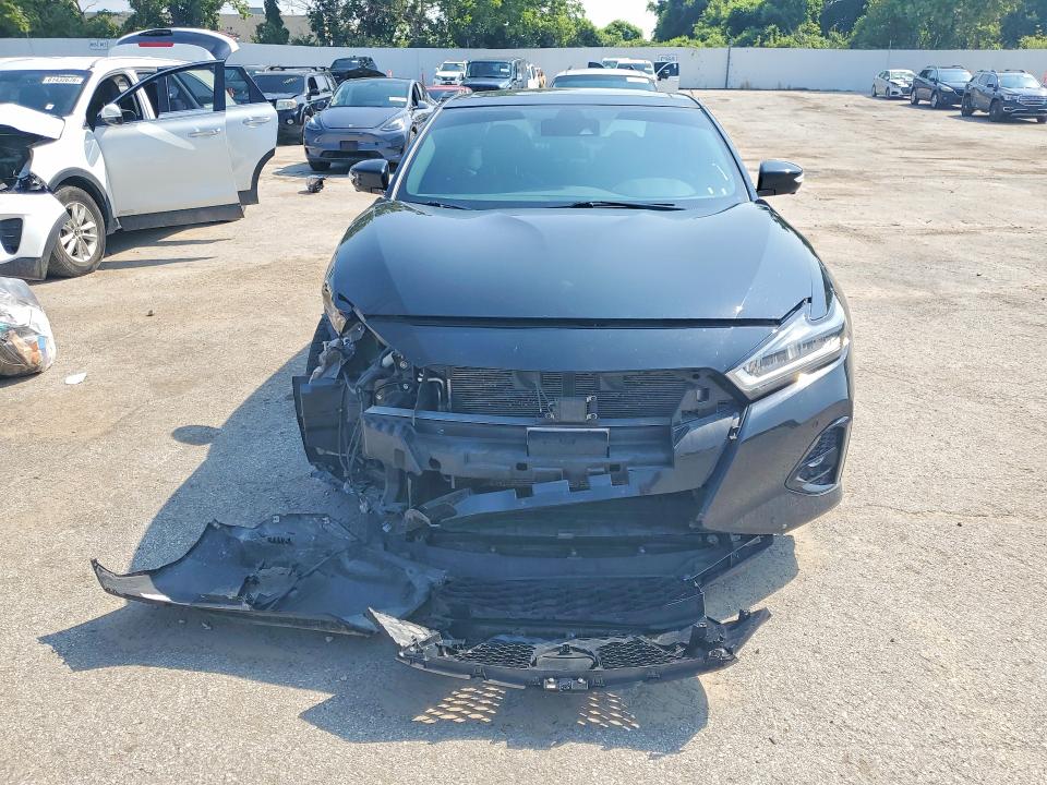 61125326 :رقم المزاد ، 1N4AA6EV0MC509010 vin ، 2021 Nissan Maxima مزاد بيع