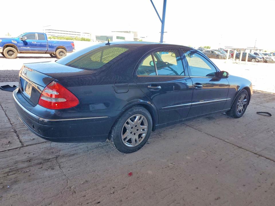 63351316 :رقم المزاد ، WDBUF65J13A172412 vin ، 2003 Mercedes-benz E مزاد بيع