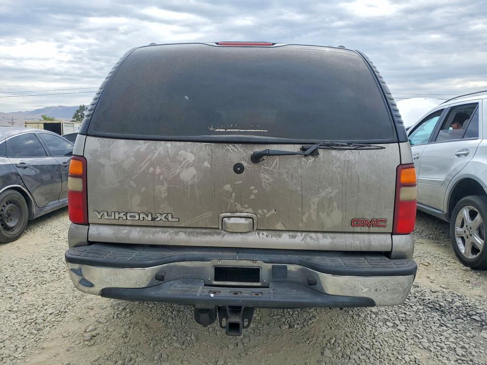 61038966 :رقم المزاد ، 3GKFK16T53G115712 vin ، 2003 Gmc Yukon Xl مزاد بيع