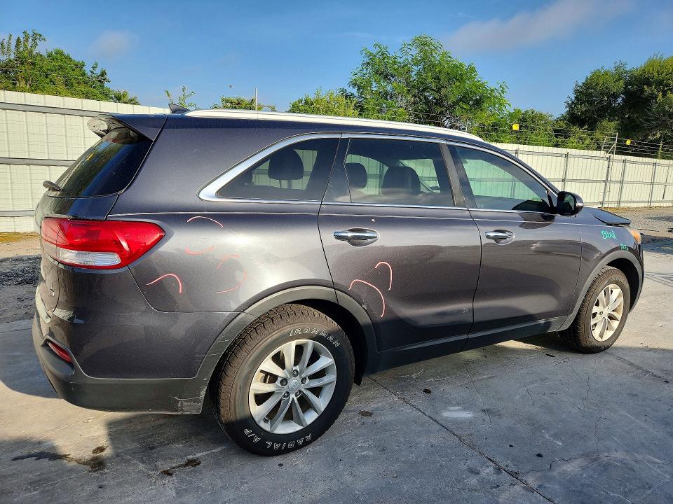 2016 Kia Sorento მანქანა იყიდება აუქციონზე, vin: 5XYPG4A3XGG075867, აუქციონის ნომერი: 62082266