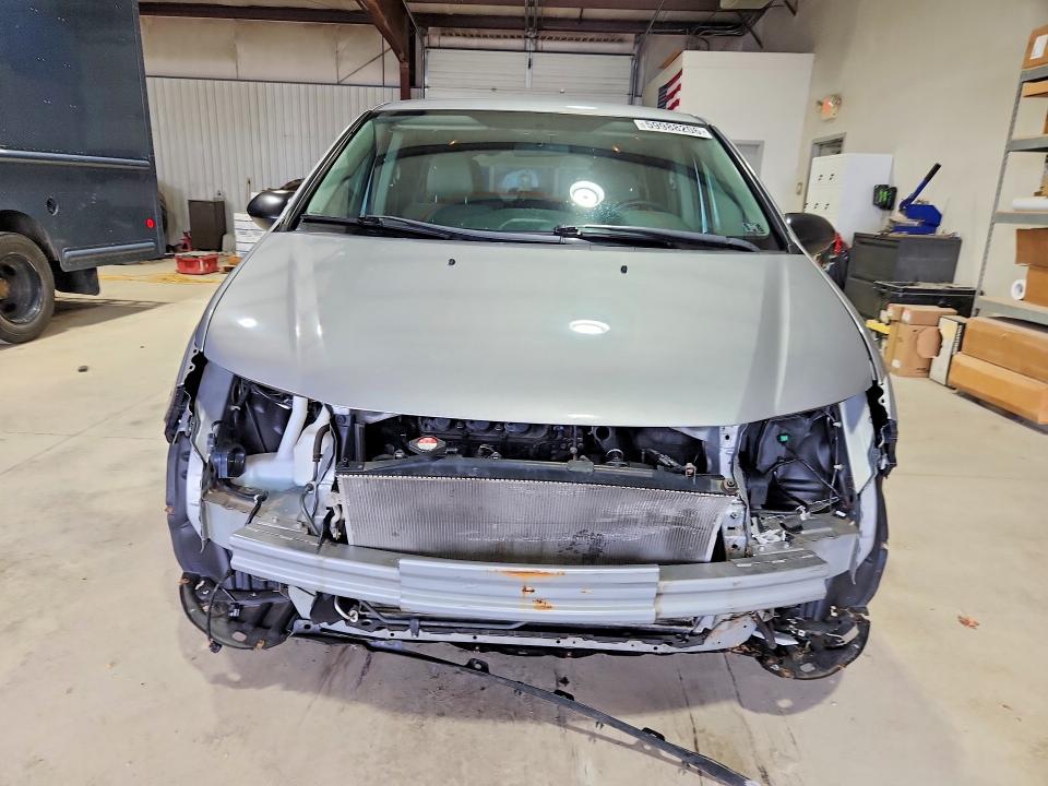 59988206 :رقم المزاد ، 5FNRL5H26GB091238 vin ، 2016 Honda Odyssey مزاد بيع