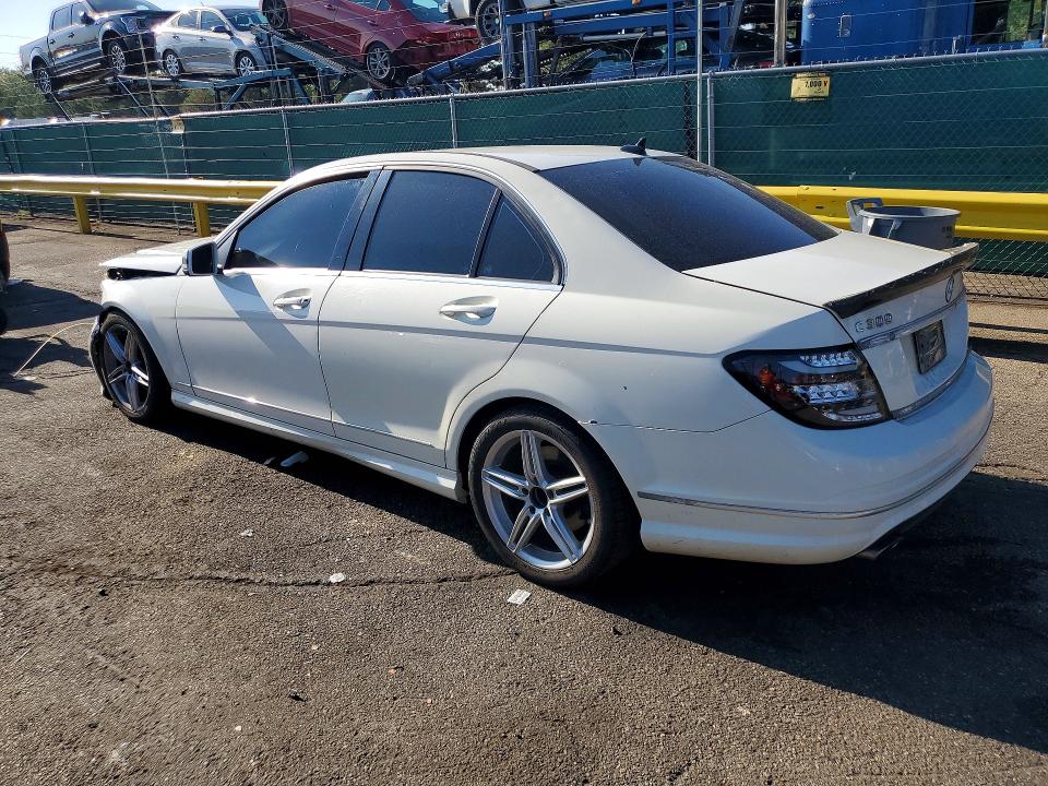62526836 :رقم المزاد ، WDDGF8BBXAF432576 vin ، 2010 Mercedes-benz C مزاد بيع
