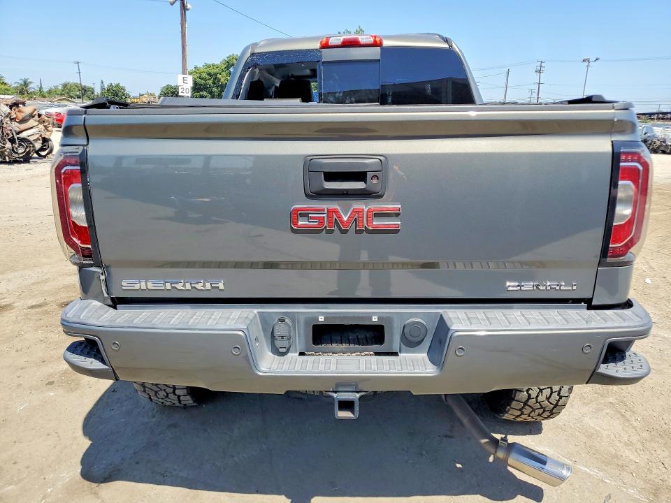 61393286 :رقم المزاد ، 3GTU2PEC7JG343764 vin ، 2018 Gmc Sierra مزاد بيع