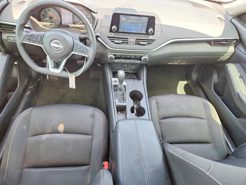 60659336 :رقم المزاد ، 1N4BL4BV6MN303623 vin ، 2021 Nissan Altima مزاد بيع
