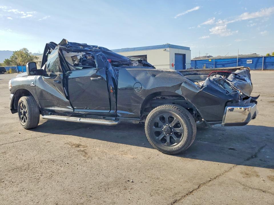 61431746 :رقم المزاد ، 3C6UR5CL2RG393364 vin ، 2024 Ram 2500 مزاد بيع