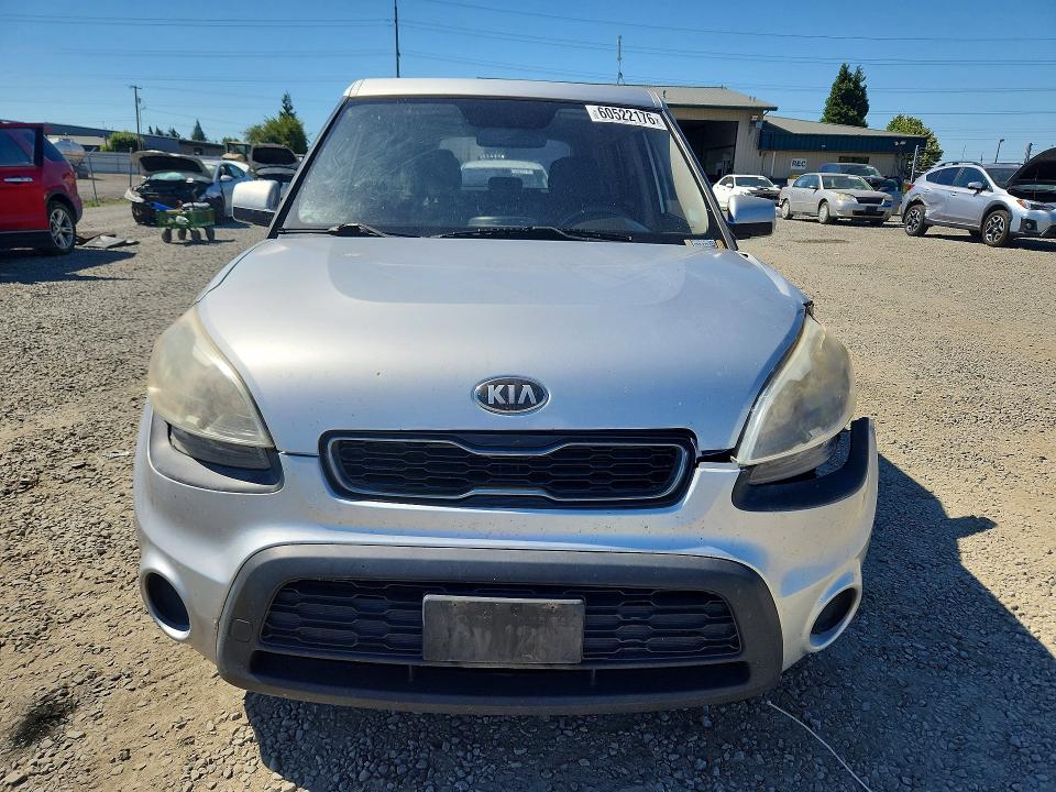 60522176 :رقم المزاد ، KNDJT2A56D7774932 vin ، 2013 Kia Soul مزاد بيع