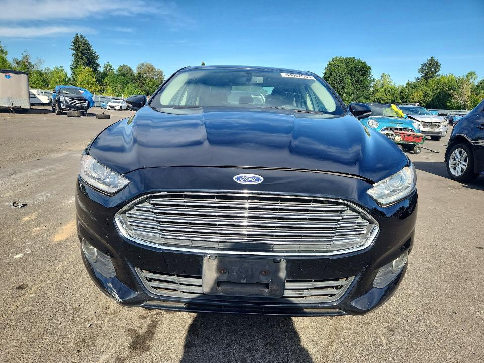 60053056 :رقم المزاد ، 3FA6P0HD1GR116451 vin ، 2016 Ford Fusion مزاد بيع