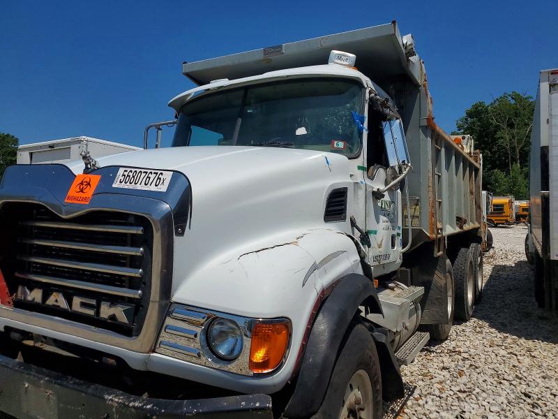 Продажа на аукционе авто 2005 Mack Cv713, vin: 1M2AG11C65M018254, номер лота: 56807676
