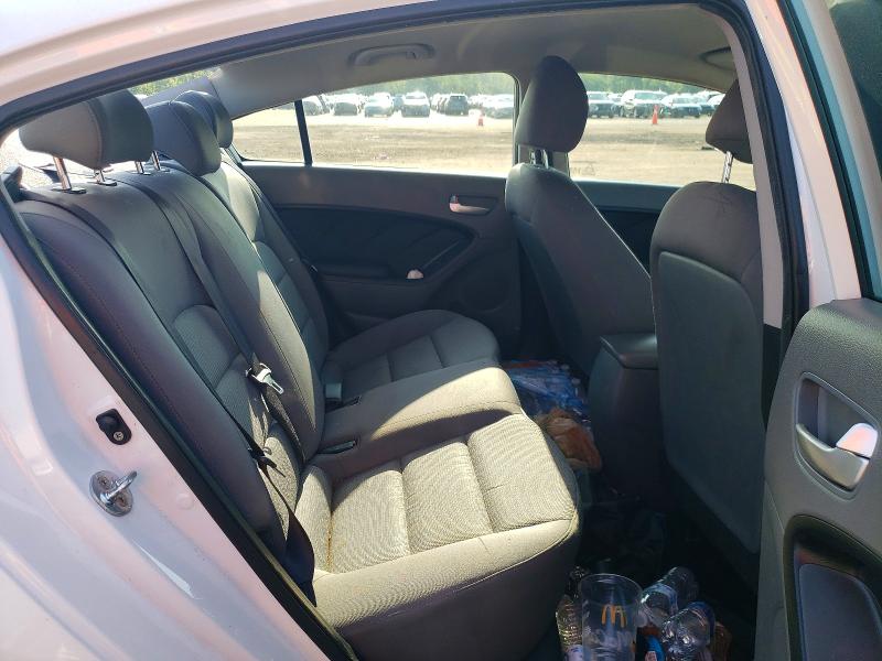 62406366 :رقم المزاد ، 3KPFK4A75HE083001 vin ، 2017 Kia Forte مزاد بيع