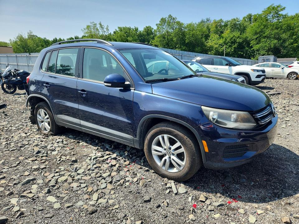 Aukcja sprzedaży 2016 Volkswagen Tiguan, vin: WVGBV7AX3GW577882, numer aukcji: 61709586