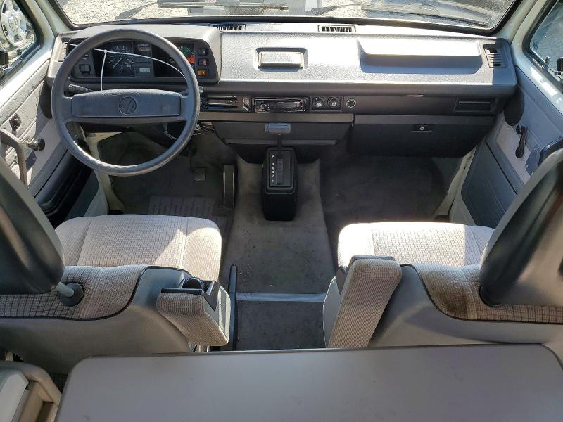 62011966 :رقم المزاد ، WV2ZB0256LG116424 vin ، 1990 Volkswagen Vanagon مزاد بيع