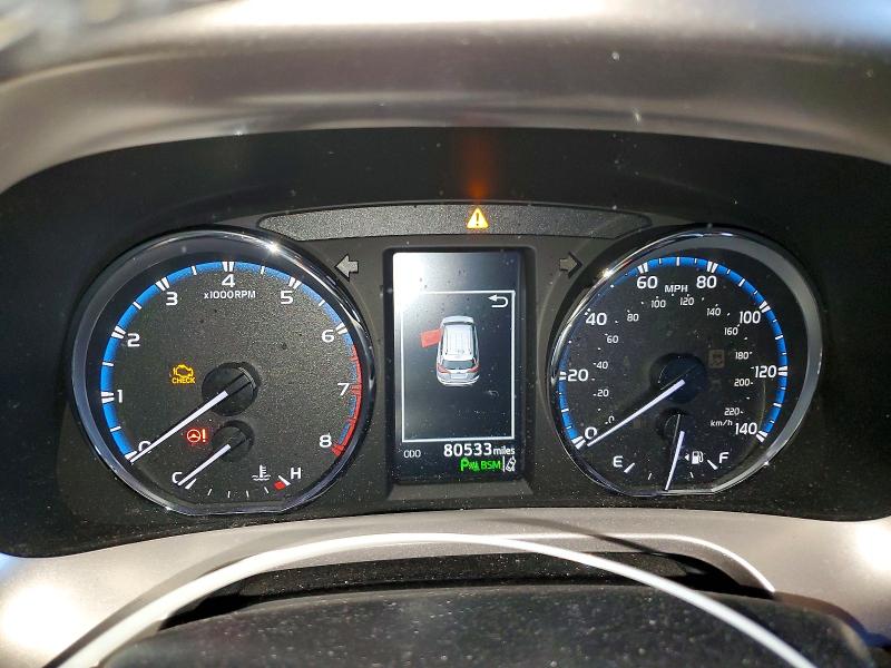 Продажа на аукционе авто 2017 Toyota Rav4, vin: JTMYFREV6HD095128, номер лота: 63403436