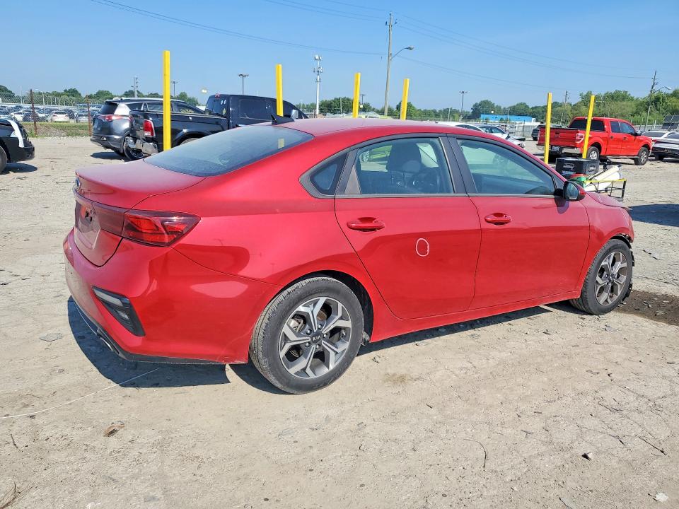60777596 :رقم المزاد ، 3KPF24AD2ME352894 vin ، 2021 Kia Forte مزاد بيع
