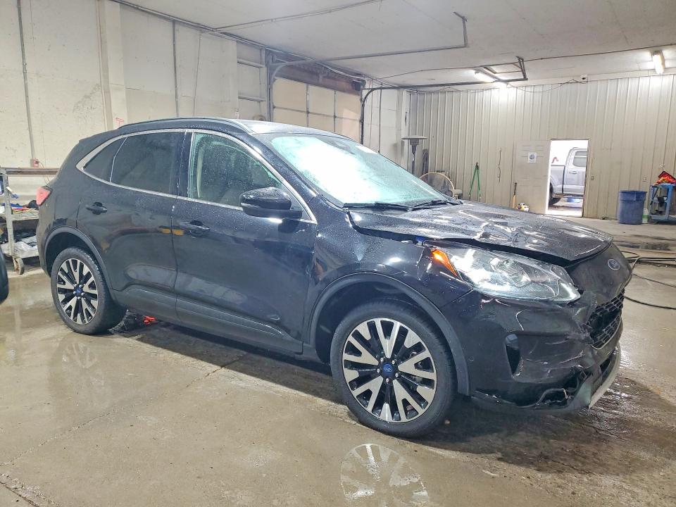 Продажа на аукционе авто 2020 Ford Escape, vin: 1FMCU9J97LUA80358, номер лота: 61247316
