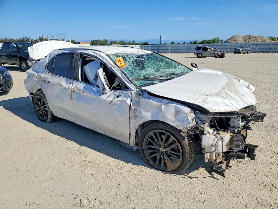 Продаж на аукціоні авто 2021 Toyota Camry, vin: 4T1G11AK0MU541772, номер лоту: 85984105