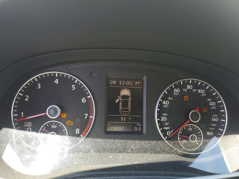 61327806 :رقم المزاد ، 1VWBS7A36FC013666 vin ، 2015 Volkswagen Passat مزاد بيع