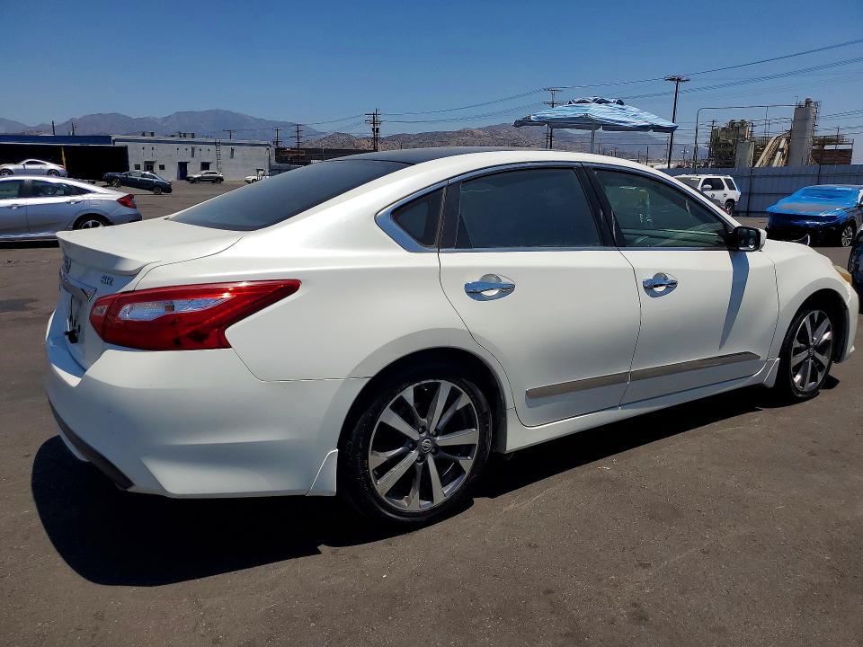 62337056 :رقم المزاد ، 1N4AL3AP2GC117490 vin ، 2016 Nissan Altima مزاد بيع
