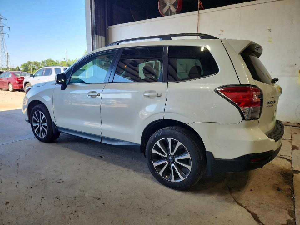 2017 Subaru Forester მანქანა იყიდება აუქციონზე, vin: JF2SJGEC4HH550043, აუქციონის ნომერი: 60832956