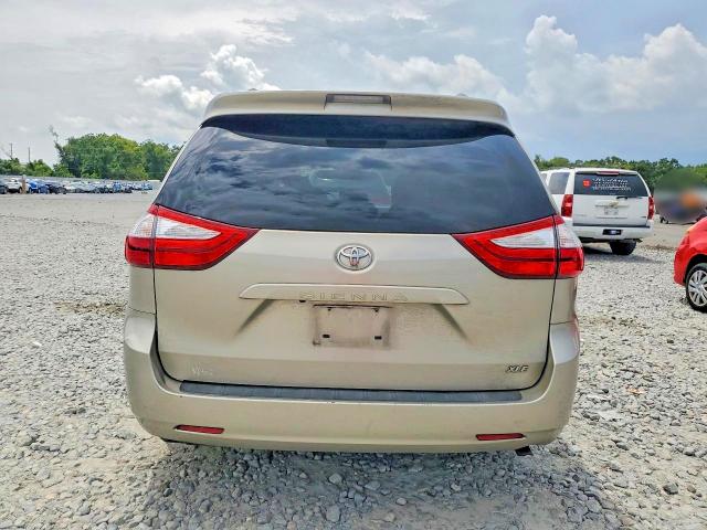 2017 Toyota Sienna მანქანა იყიდება აუქციონზე, vin: 5TDYZ3DC0HS777477, აუქციონის ნომერი: 62480616