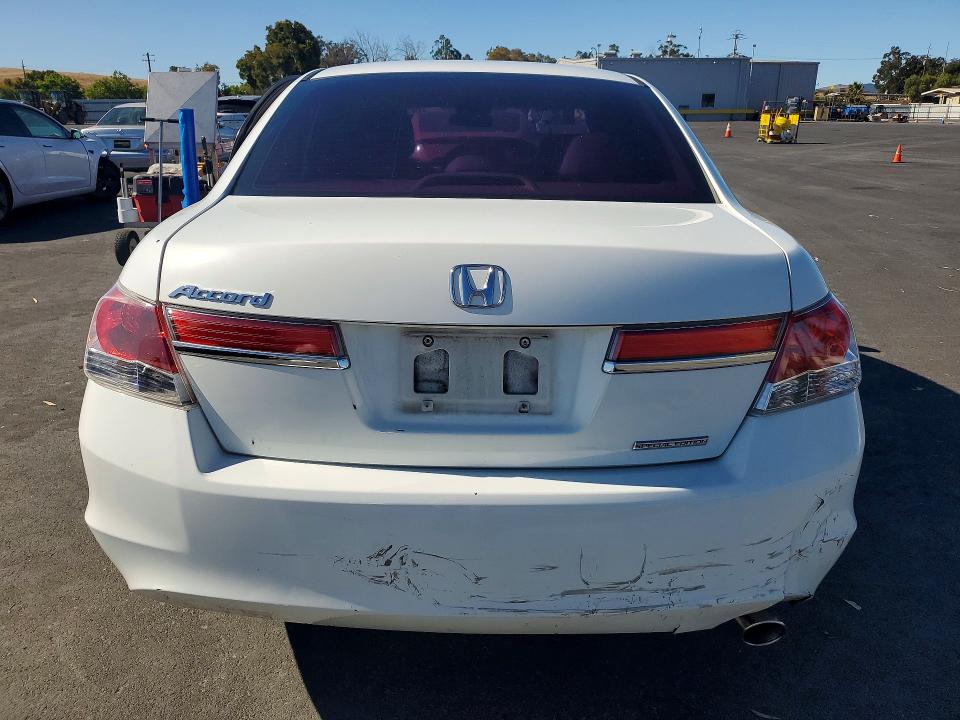 62996986 :رقم المزاد ، 1HGCP2F60CA102821 vin ، 2012 Honda Accord مزاد بيع