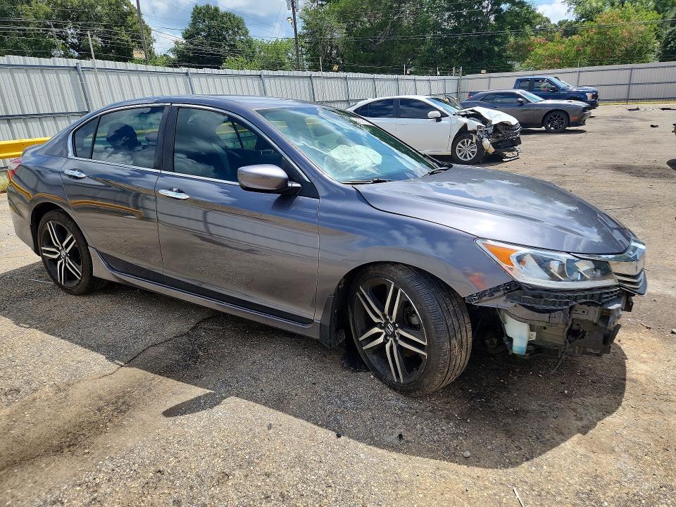 Aukcja sprzedaży 2017 Honda Accord, vin: 1HGCR2F57HA297681, numer aukcji: 60278166