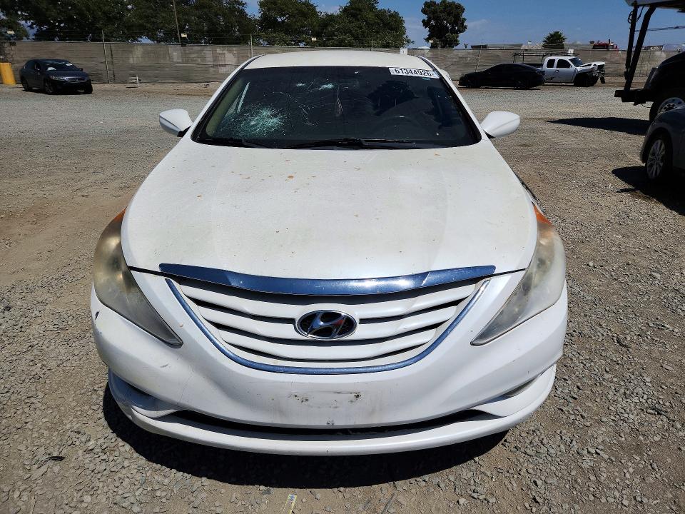 61344926 :رقم المزاد ، 5NPEB4AC5DH710472 vin ، 2013 Hyundai Sonata مزاد بيع