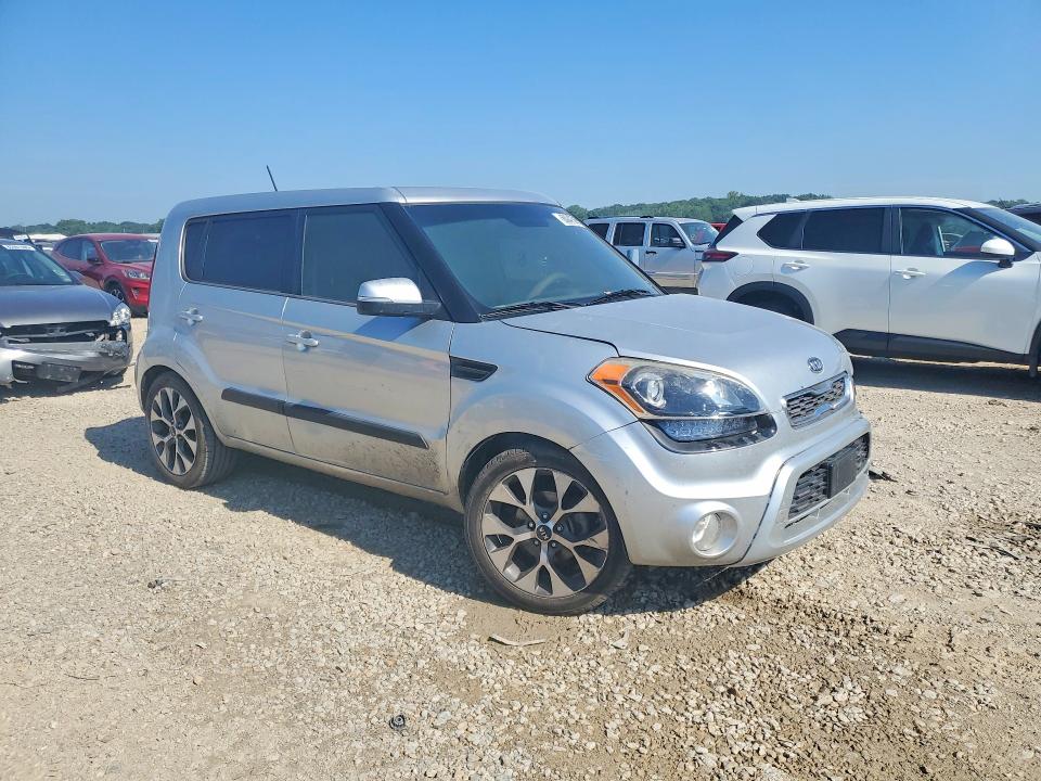 60047586 :رقم المزاد ، KNDJT2A69C7426551 vin ، 2012 Kia Soul مزاد بيع