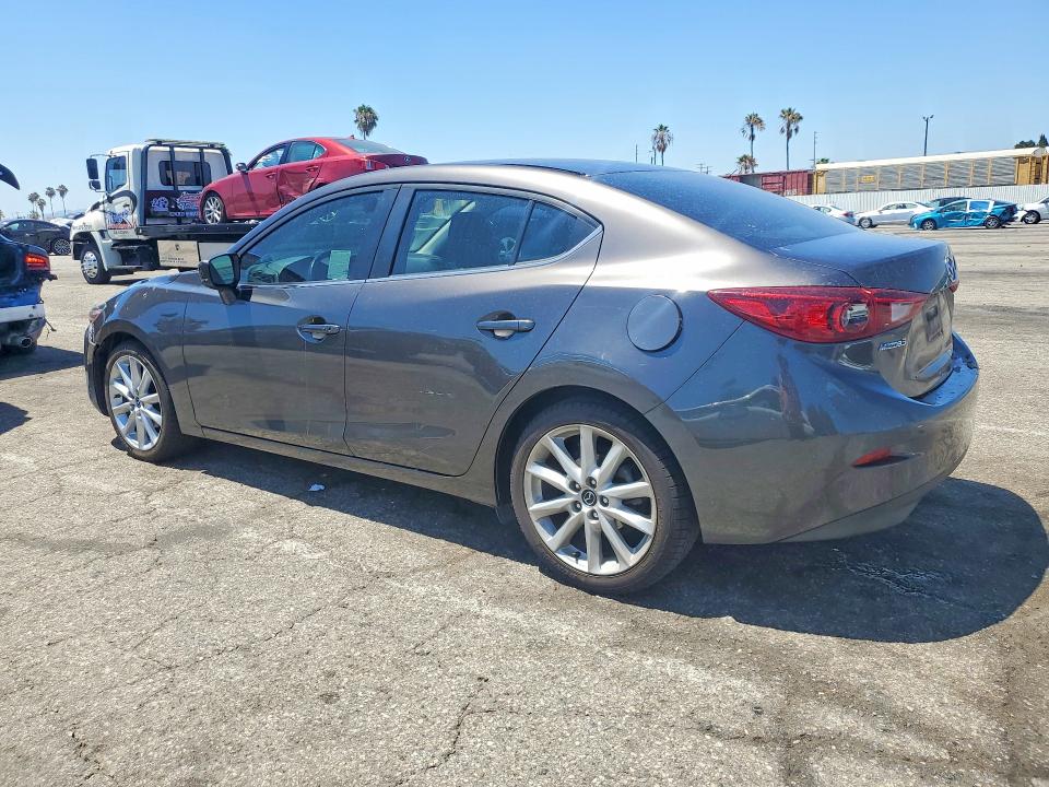 61714826 :رقم المزاد ، 3MZBN1V71HM121938 vin ، 2017 Mazda 3 مزاد بيع