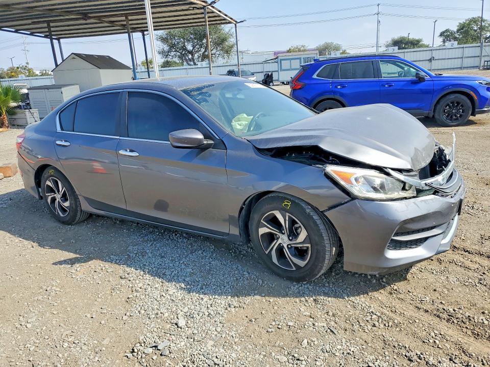 Продаж на аукціоні авто 2017 Honda Accord, vin: 1HGCR2F33HA185085, номер лоту: 60697116