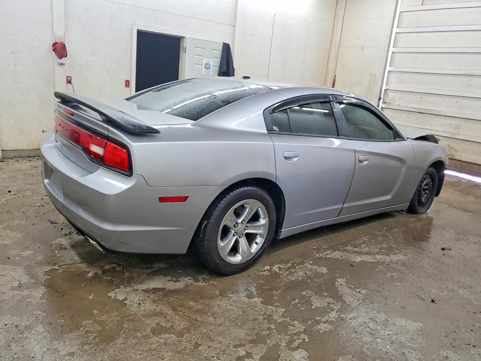 61373116 :رقم المزاد ، 2C3CDXBG2EH102282 vin ، 2014 Dodge Charger مزاد بيع