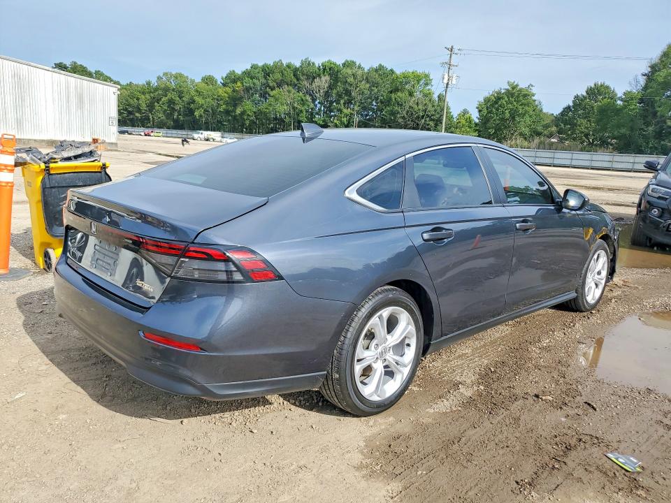 2025 Honda Accord მანქანა იყიდება აუქციონზე, vin: 1HGCY1F22SA070523, აუქციონის ნომერი: 61346896