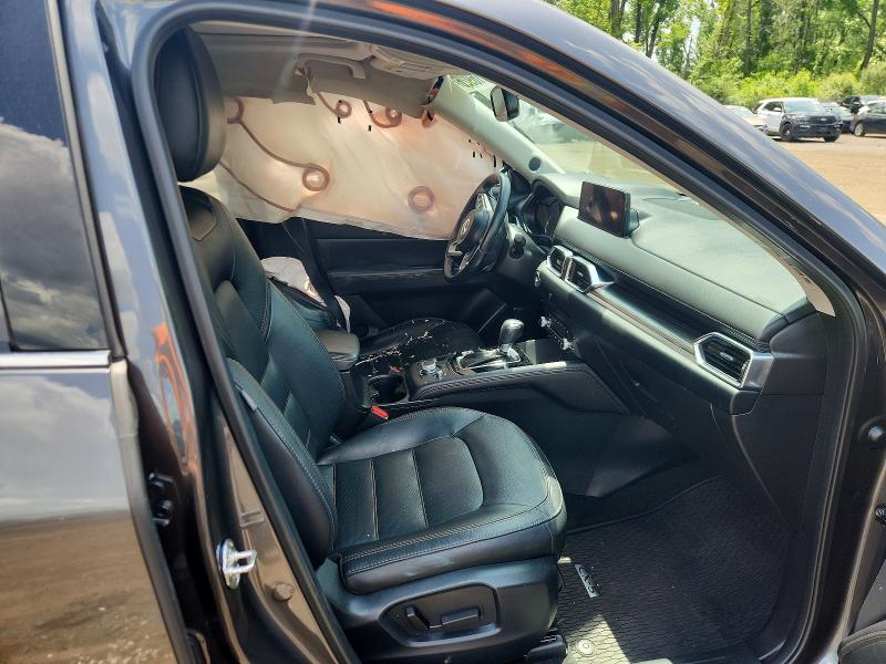 Продаж на аукціоні авто 2022 Mazda Cx-5, vin: JM3KFBEM1N1529996, номер лоту: 60316926
