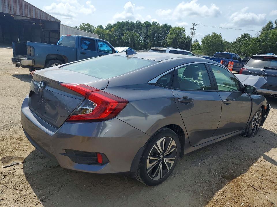 Продажа на аукционе авто 2018 Honda Civic, vin: JHMFC1F71JX026447, номер лота: 62680206