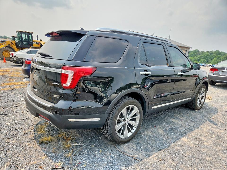 Продаж на аукціоні авто 2018 Ford Explorer, vin: 1FM5K8F80JGA15081, номер лоту: 61287716