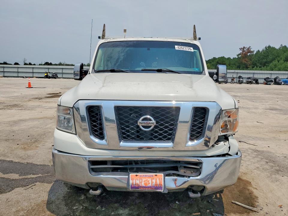62623726 :رقم المزاد ، 1N6AF0KY2FN801480 vin ، 2015 Nissan Nv مزاد بيع