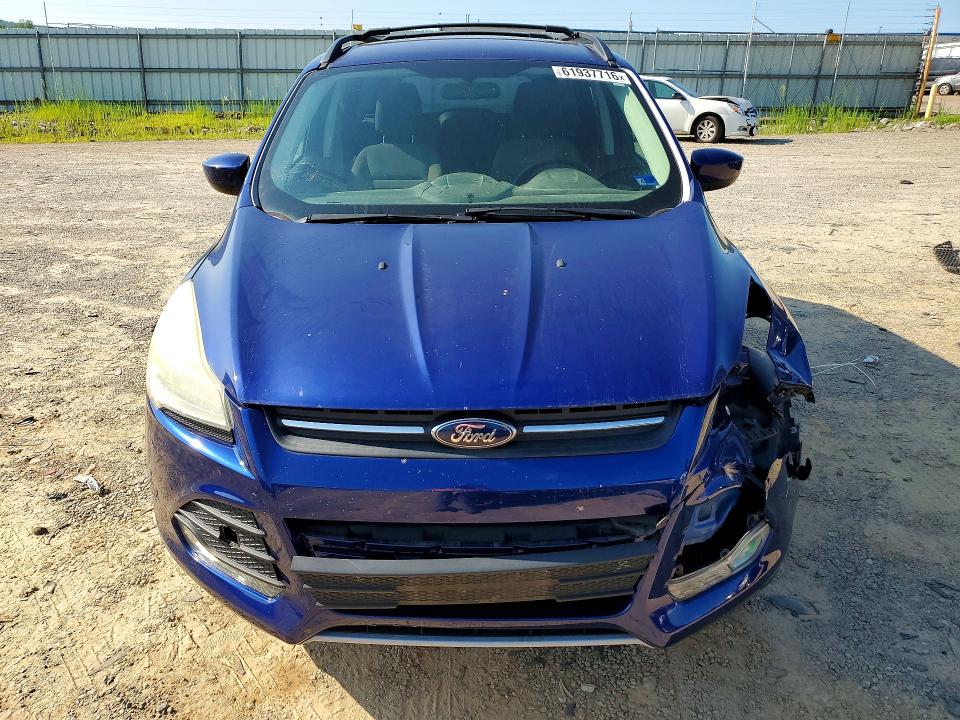2013 Ford Escape მანქანა იყიდება აუქციონზე, vin: 1FMCU9G90DUC95573, აუქციონის ნომერი: 61937716