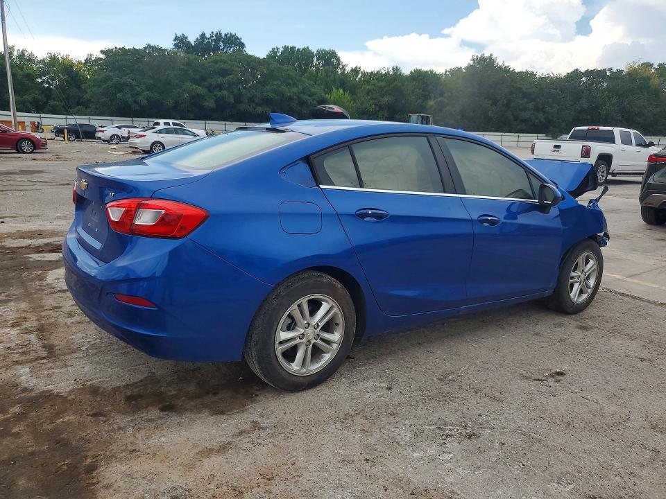 Продаж на аукціоні авто 2017 Chevrolet Cruze, vin: 1G1BE5SM4H7275597, номер лоту: 61330716