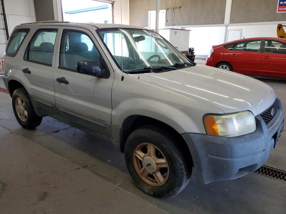 Продажа на аукционе авто 2004 Ford Escape, vin: 1FMYU021X4KA15608, номер лота: 60890736