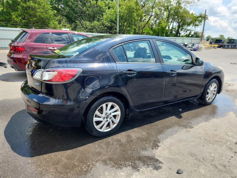 Продажа на аукционе авто 2013 Mazda 3, vin: JM1BL1WP4D1737423, номер лота: 62324646