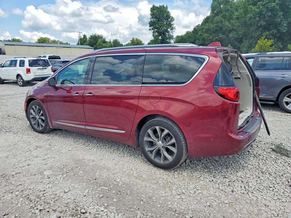 61560686 :رقم المزاد ، 2C4RC1GG8HR531536 vin ، 2017 Chrysler Pacifica مزاد بيع